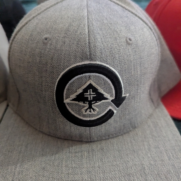 LRG hat bundle - Picture 4 of 7